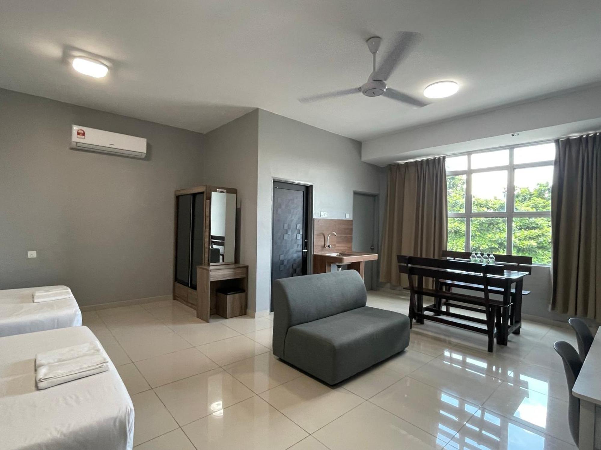 Reno Hotel Ipoh Extérieur photo